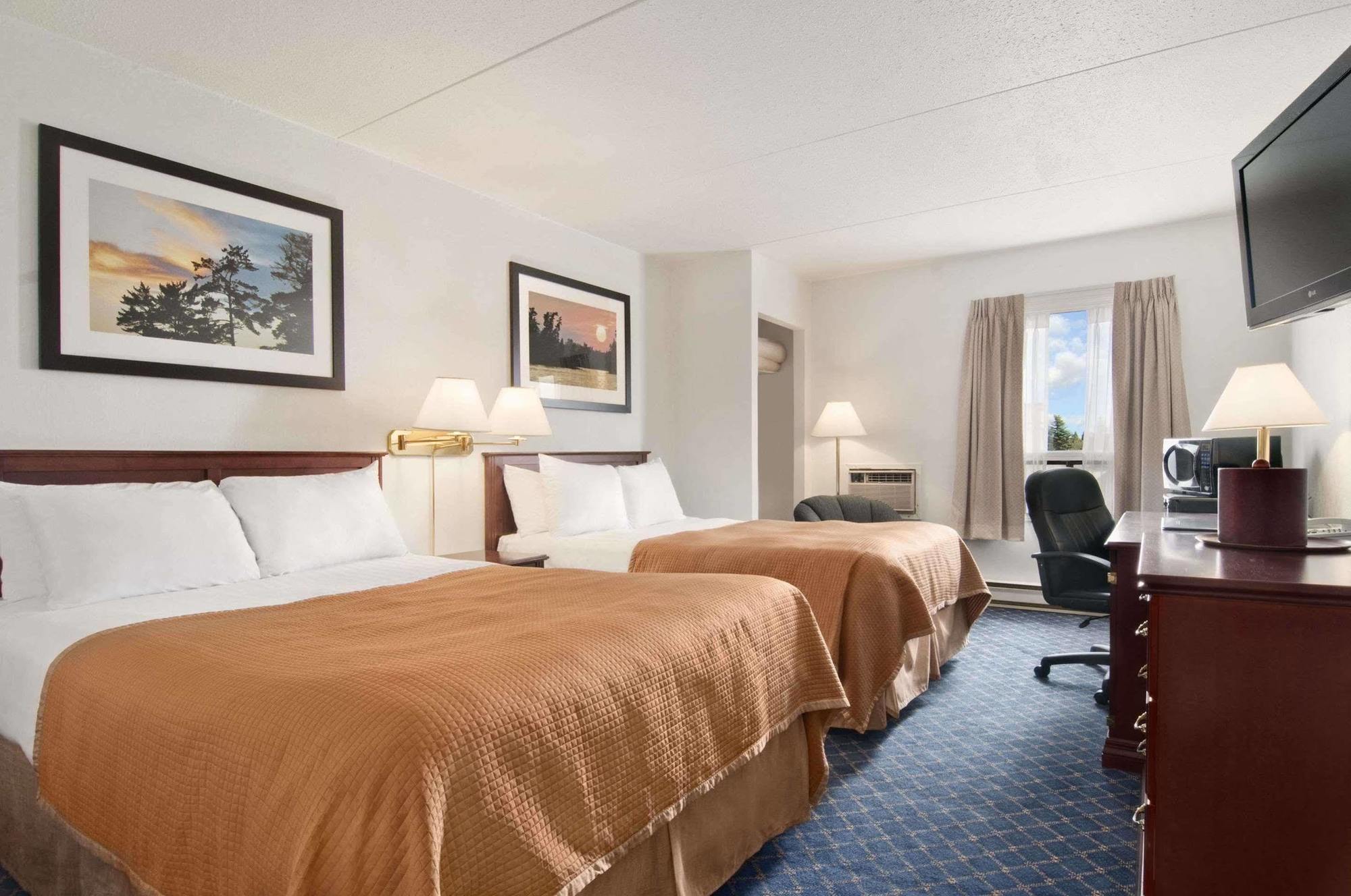 Ba Hotel Red Deer