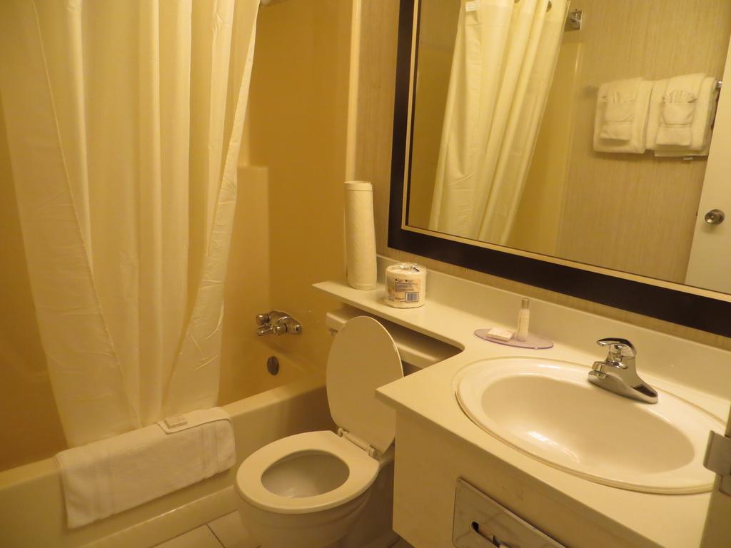 Ba Hotel 3*